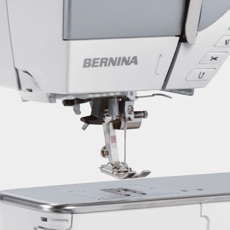 Bernina 740
