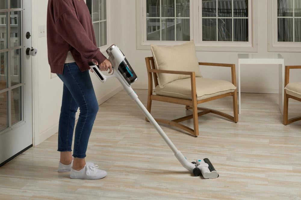 S67 Cordless Stick Vacuum