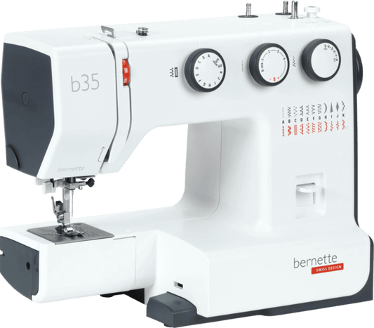 Bernette by Bernina 715 Sewing Machine 200B ~115V~60HZ~95W with Pedal  “Working”